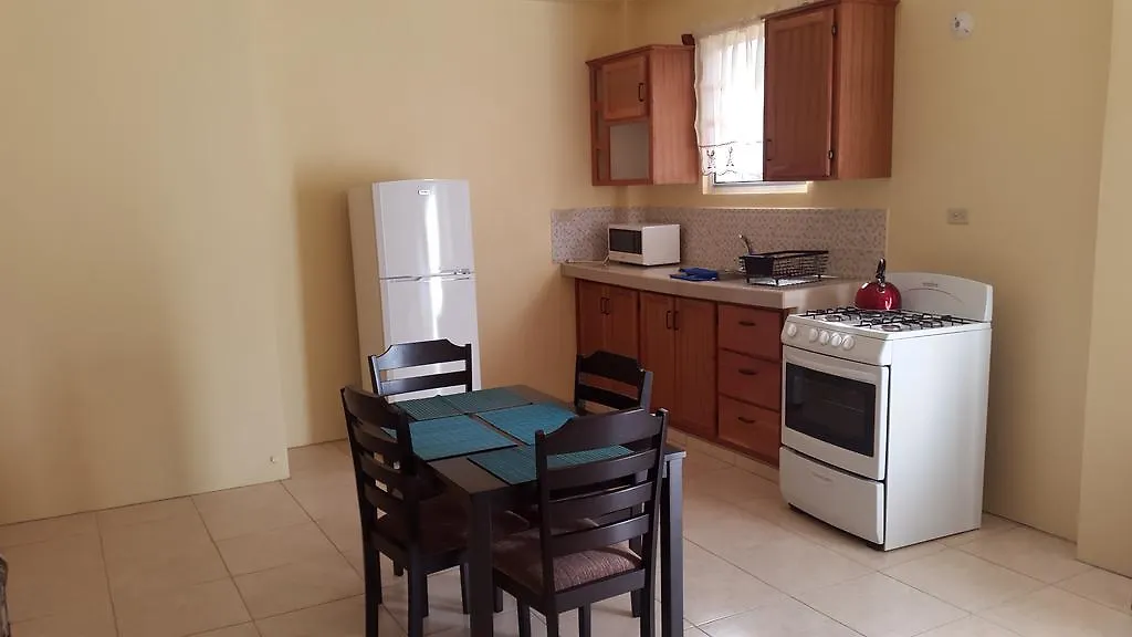 Bon Accord Village Cool Runnings Apartments 0*, Bon Accord Village טרינידד וטובגו